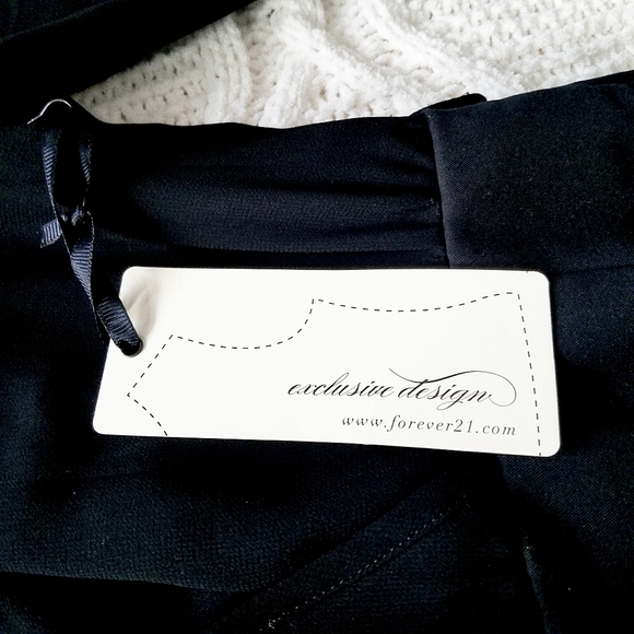 Forever 21 Exclusive Design Black Romper - Picture 5 of 8